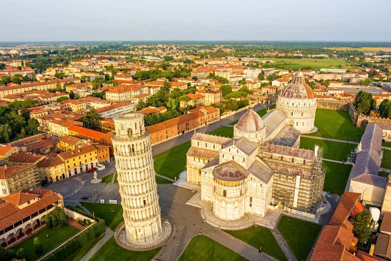 Vista aérea de la Torre Inclinada de Pisa