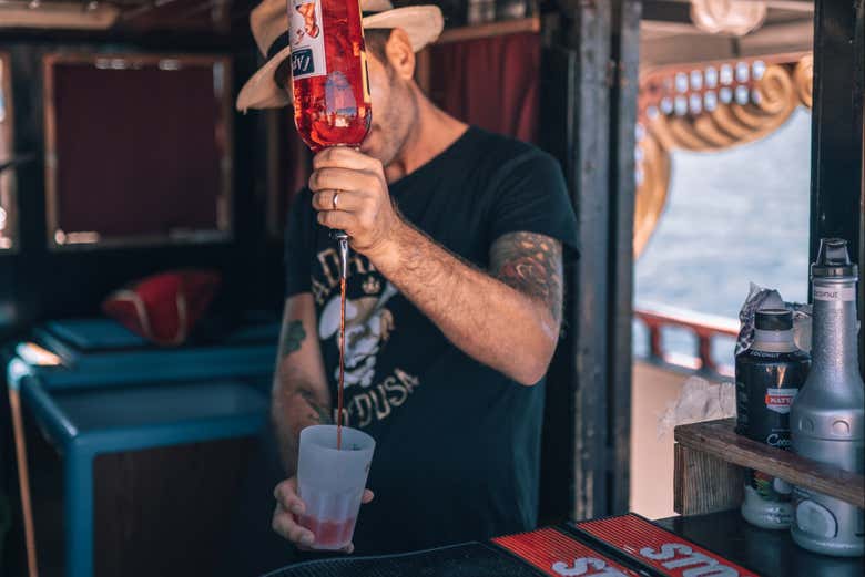 Un delizioso cocktail a bordo