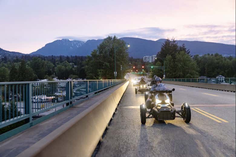 Conduciendo trimotos