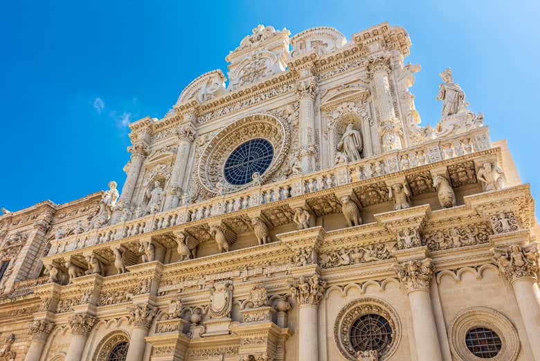 La facciata della basilica
