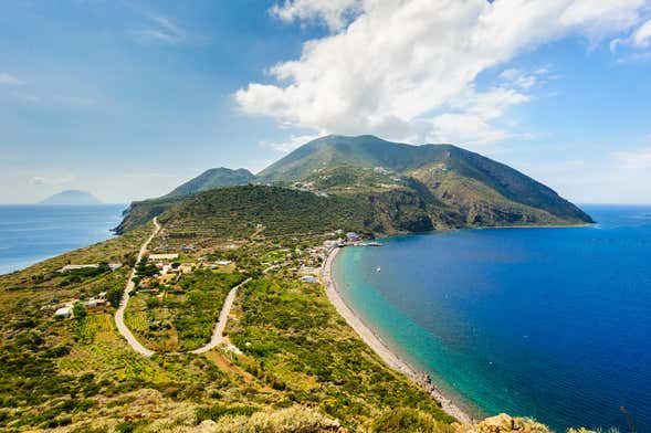 Excursión a Filicudi y Alicudi