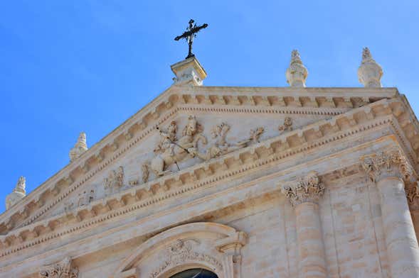 Tour privado por Locorotondo con guía en español