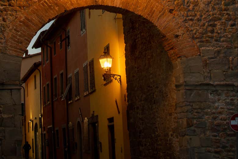 Arches dans le centre historique de Lucques