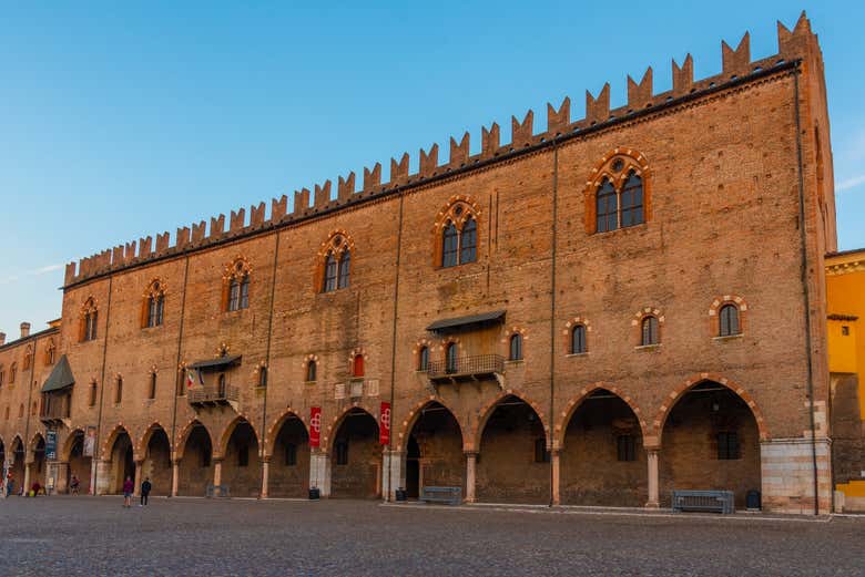 L'edificio del Palazzo Ducale di Mantova