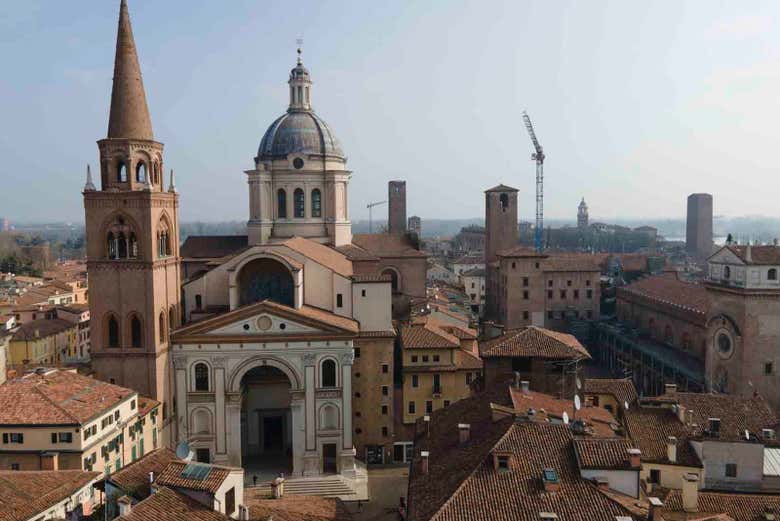 Vista su Mantova e la sua Basilica