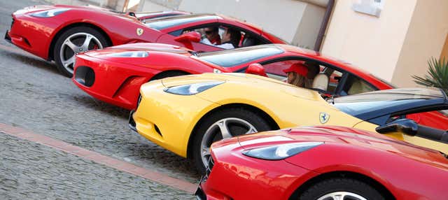 Conducción de Ferrari en Maranello