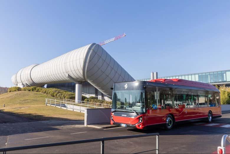 Autobús panorámico por el circuito de Fiorano