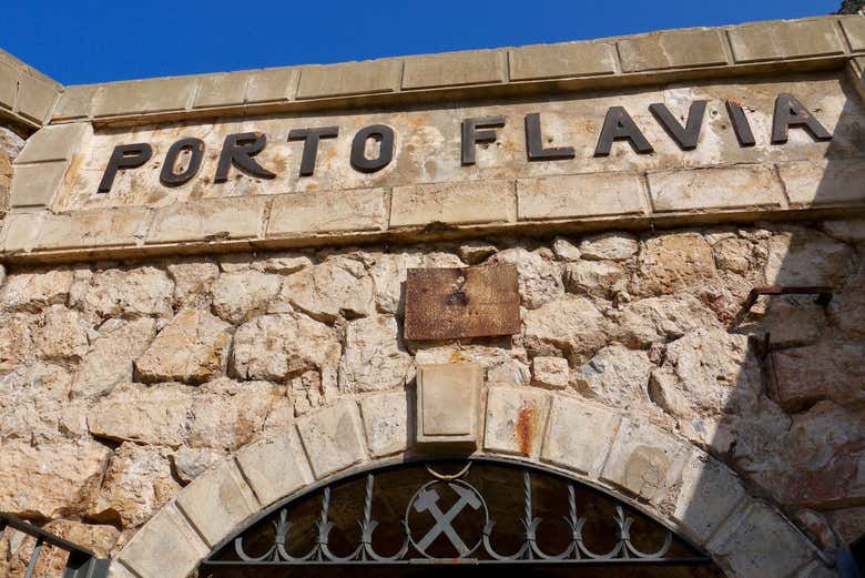 Entrée de la mine de Porto Flavia