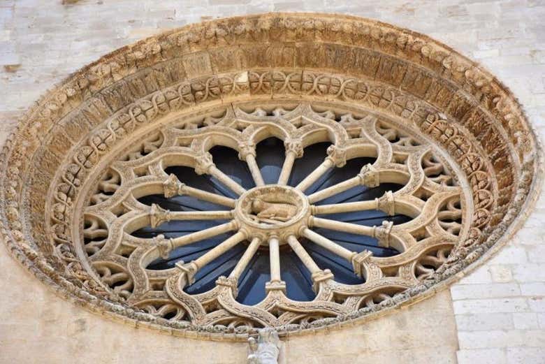 Rosetón de la Catedral de Matera