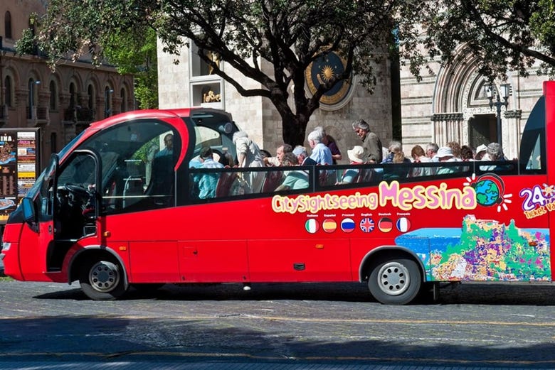 The tourist bus of Messina