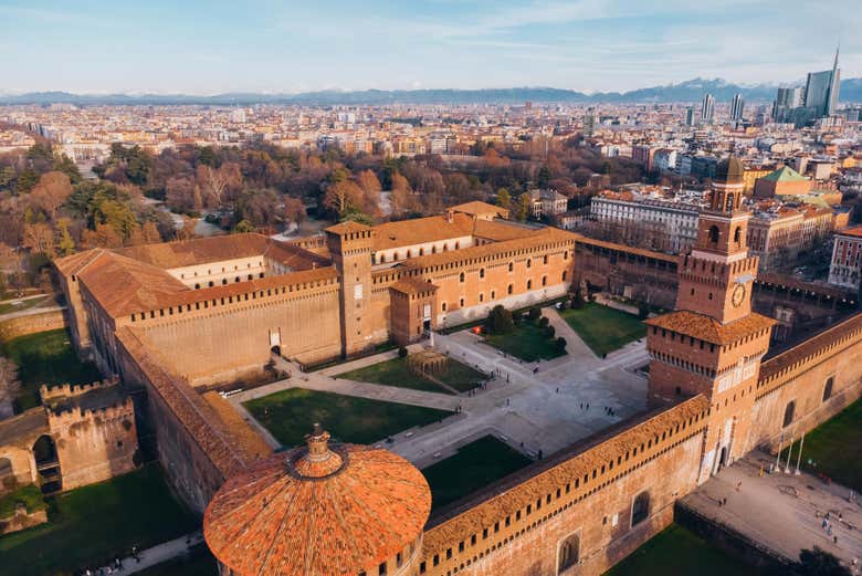 Vue aérienne sur le château des Sforza