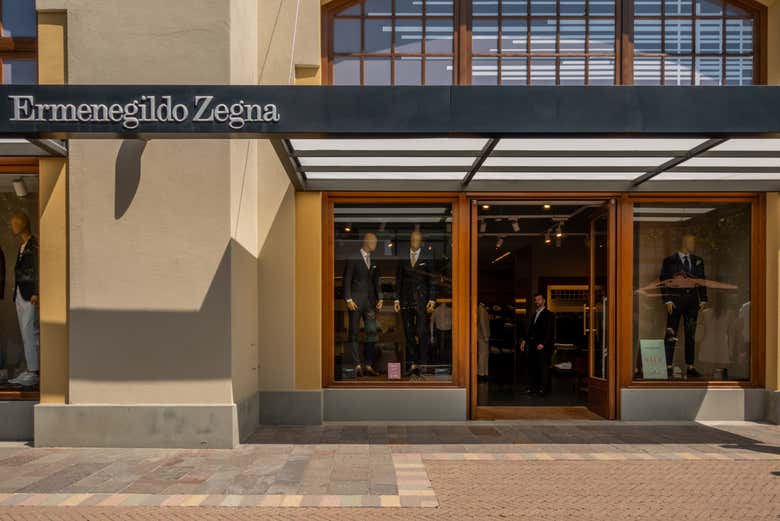 Disfrutando del tour de compras por Fidenza Village