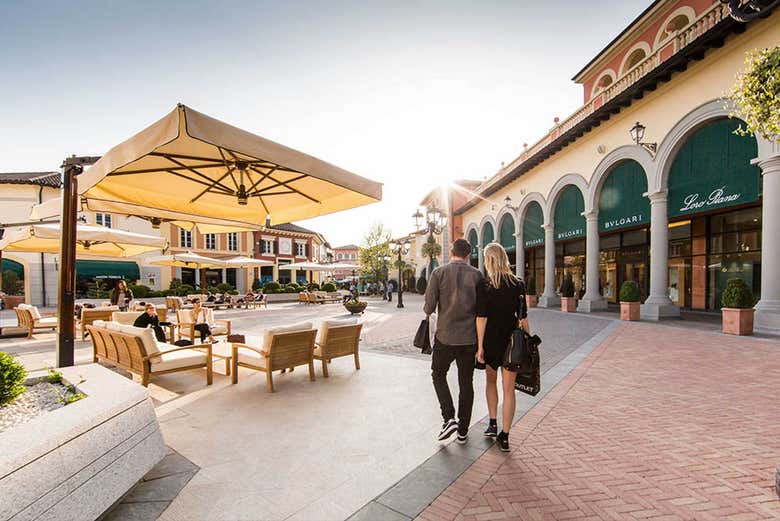 De compras en Serravalle