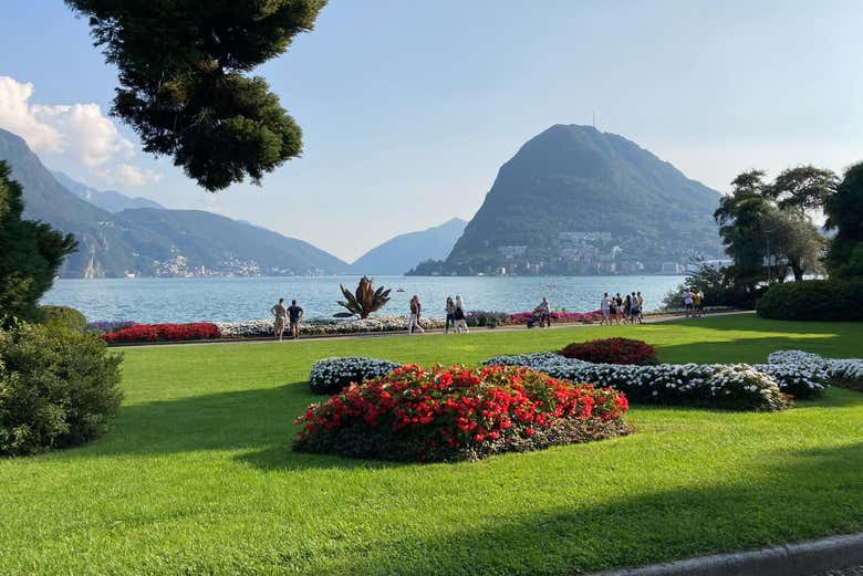 Walking along Lake Como