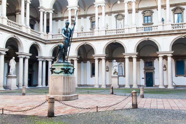 Patio de la Pinacoteca de Brera