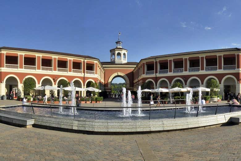 Serravalle Outlet Designer