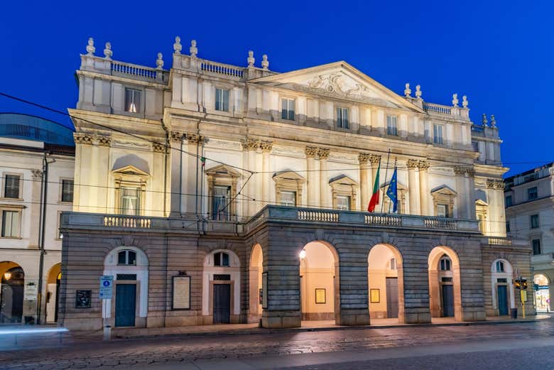 Learn about the Teatro Alla Scala