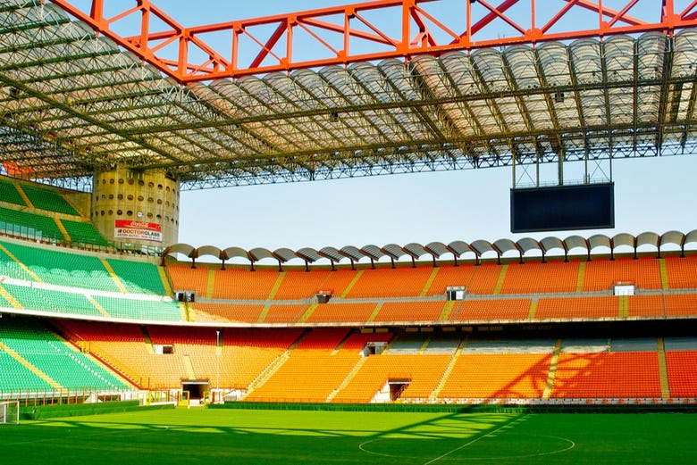 Les tribunes du stade San Siro, un symbole de Milan