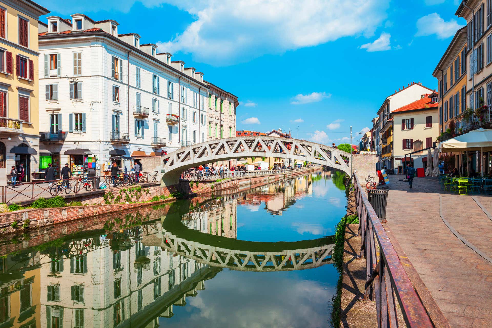 boat tour milan