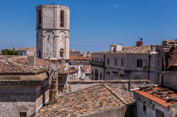 Visite privée de Monte Sant'Angelo avec guide francophone