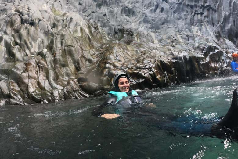 Durant l'activité de body rafting