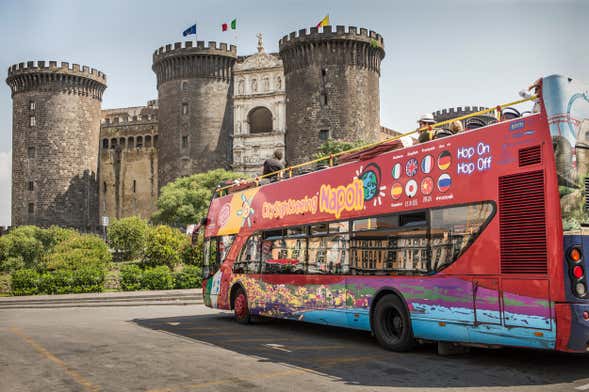 Autobús turístico de Nápoles