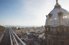 Entrada para las terrazas de la Catedral de Nápoles