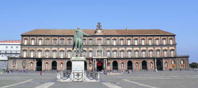 Ingresso do Palácio Real de Nápoles com audioguia