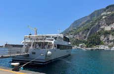 Traghetto fra Napoli e Positano