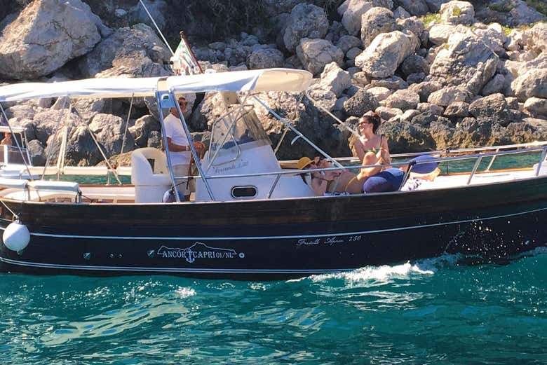 Balade en bateau dans la baie de Naples