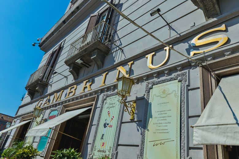 Gambrinus, uma das cafeterias mais famosas de Nápoles