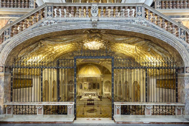 Accesso alle Catacombe di San Gaudioso