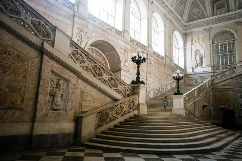 Dettagli all'interno del Palazzo Reale