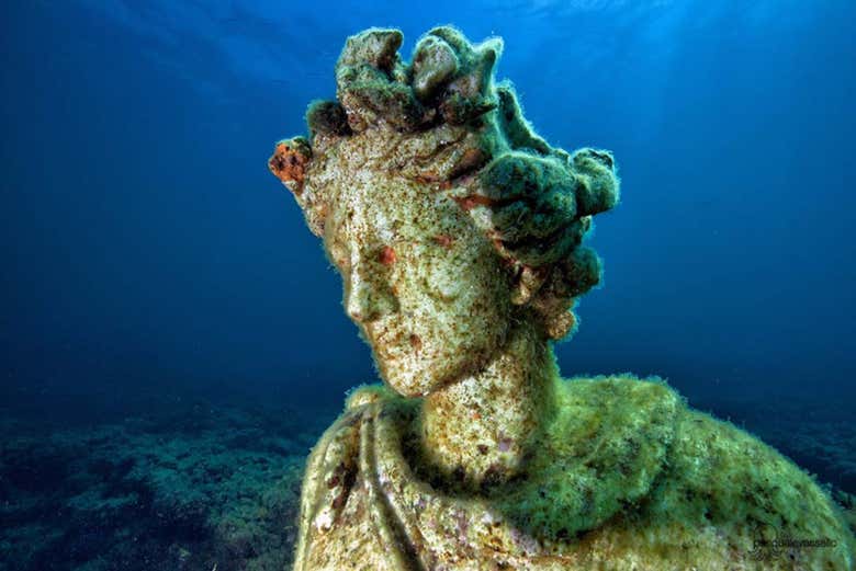 Look at a statue of the Greek god Dionysus!