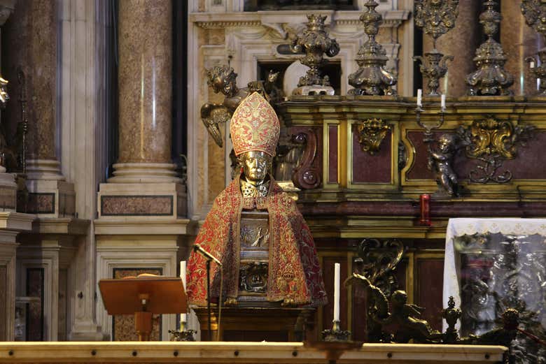 Visita guiada por la Capilla Real del Tesoro de San Genaro, Nápoles Visita guiada por la Capilla Real del Tesoro de San Genaro, Nápoles