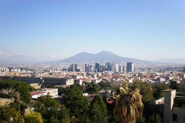 Monte Vesúvio visto de Nápoles