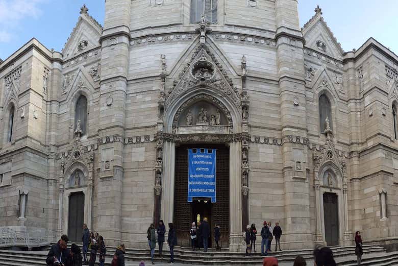 Facciata del Duomo di Napoli