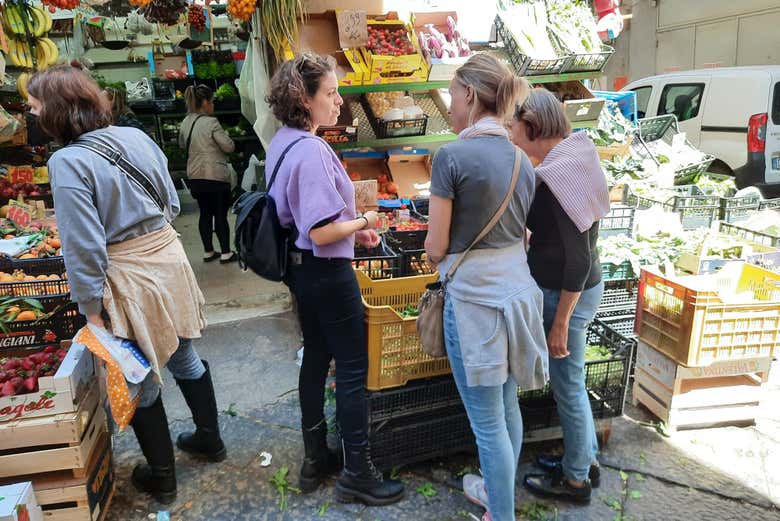 Explorando los mercados del Barrio Español