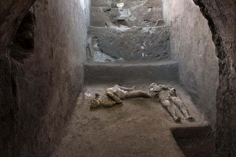 Moldes de yeso de los cuerpos de la gente de Pompeya sepultados