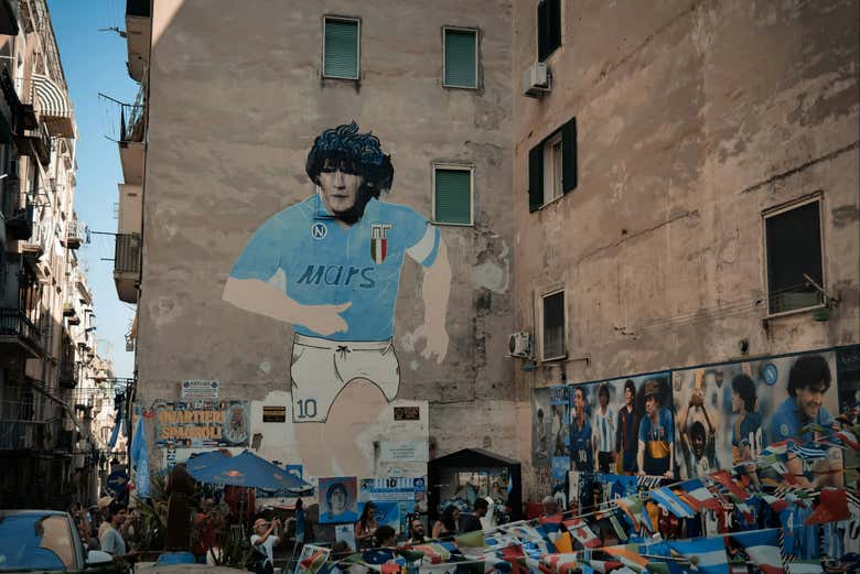 Il murale di Maradona a Napoli