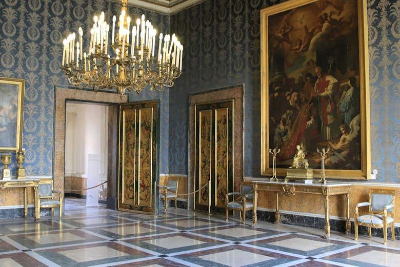 Vous découvrirez de somptueux palais