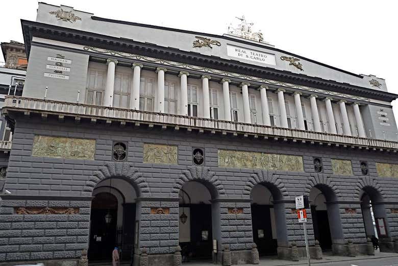O teatro San Carlo