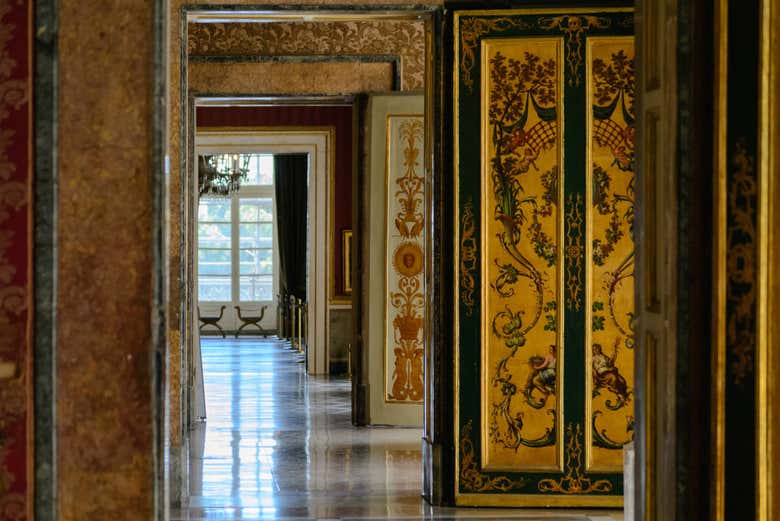 Visitando il Palazzo Reale di Napoli