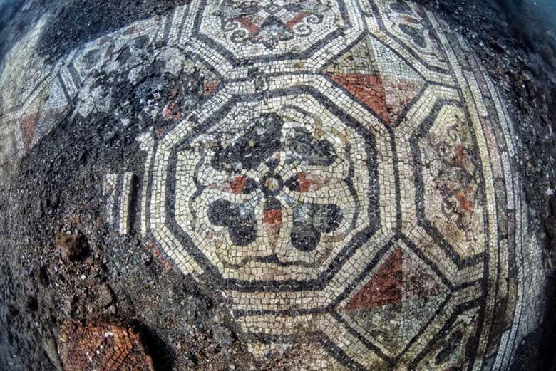 Mosaico del dios de Fiordalis Lacus