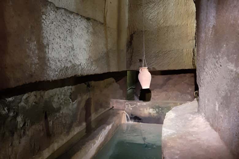 A cistern in the Piazza San Gaetano undergrounds