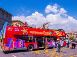 Bus touristique de Naples