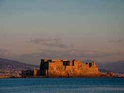 Castel dell'Ovo de Naples