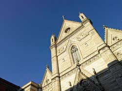 Façade de la cathédrale