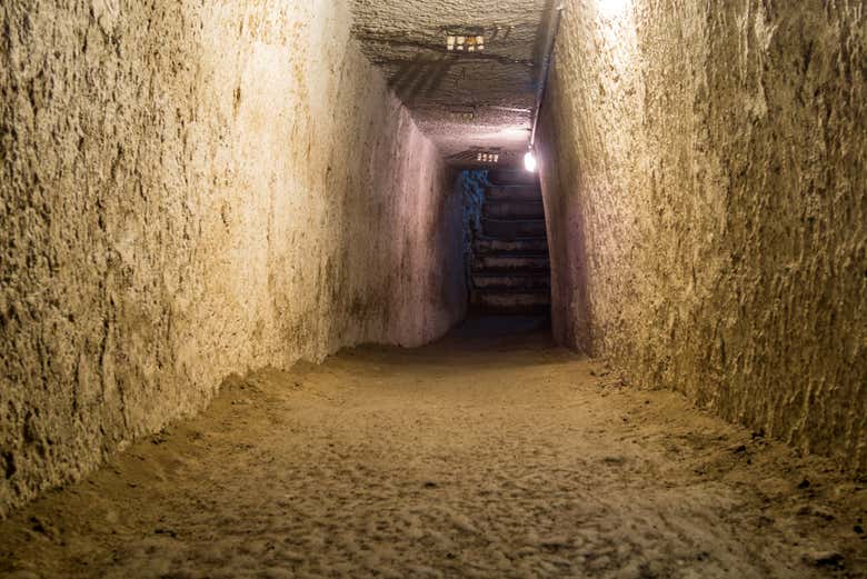 Parcourez les tunnels
