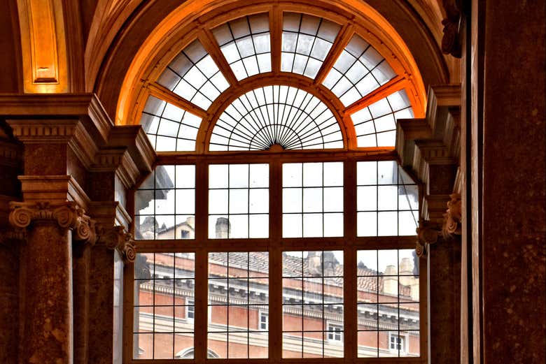 Osservando i dettagli architettonici